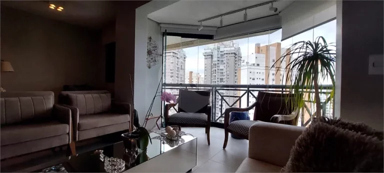 Imagem Apartamento à venda com 3 quartos, sendo 3 suítes, no condomínio Jardim América, São Paulo - SP