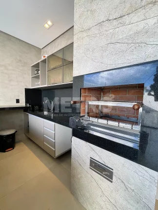Imagem Casa à venda no Cond. Eco Spa 4 quartos, todos suítes, Gourmet e piscina
