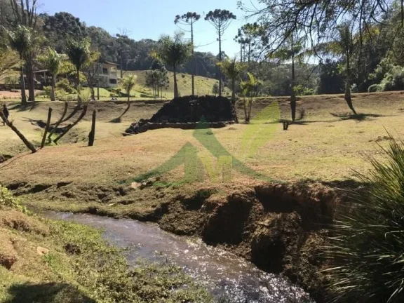 Imagem Oportunidade Exclusiva em Atibaia: Sítio com 300.000 m² e Natureza Preserva