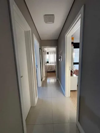 Imagem Apartamento com 3 dormitórios sendo 1 suíte e 2 vagas de garagem no bairro Ressacada em Itajaí/SC