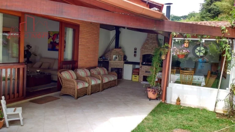 Imagem Casa em Condomínio Fechado - 310m² - 5 dormitórios