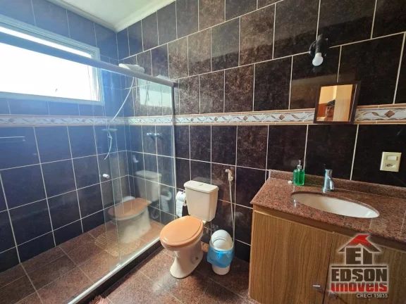 Imagem Belíssima Casa de Condomínio mobiliada no Recanto de Itaipuaçu