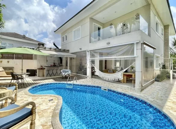 Casa com 4 Quartos à Venda, 360 m² em Fazendinha - Carapicuíba
