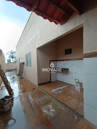 Imagem Casa com 2 dormitórios à venda, 94 m² por R$ 265.000,00 - Setor Buritys - Itumbiara/GO