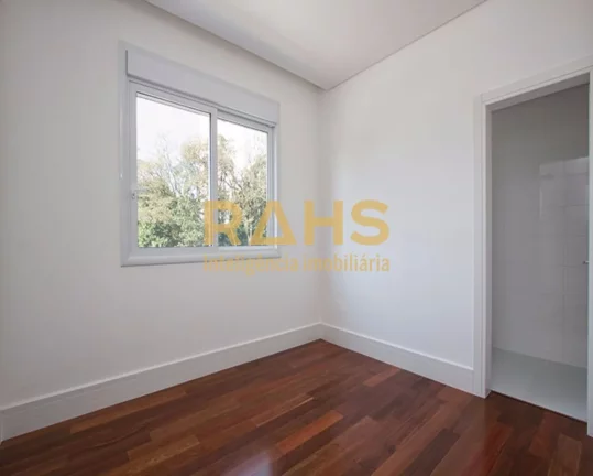 Imagem Chegou a hora de voltar às origens. O Newport resgata o melhor da construção tradicional de alto ...