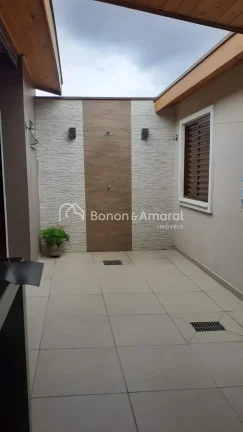 Imagem Linda casa térrea, de 2 quartos e 3 vagas cobertas.

Sala ampla de estar/TV
Sala de jantar, cozinha...