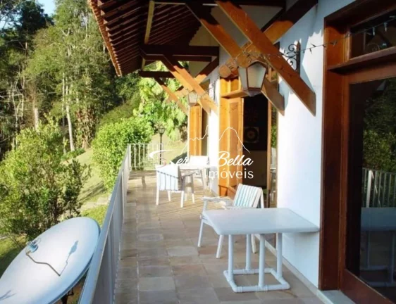 Imagem Casa com 6 dormitórios à venda, 374 m² por R$ 1.586.000,00 - Golfe - Teresópolis/RJ