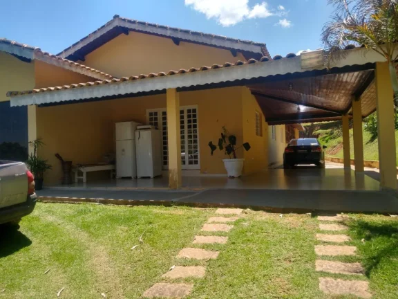 Imagem Sítio para Venda em Tuiuti, Rural, 3 dormitórios, 1 suíte, 4 banheiros, 10 vagas