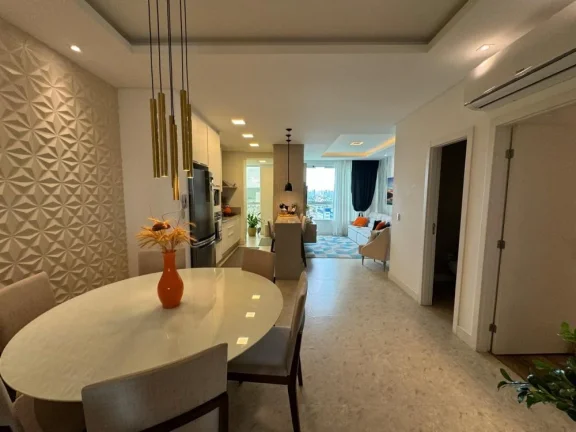 Apartamento com 3 quartos no centro de Camboriú