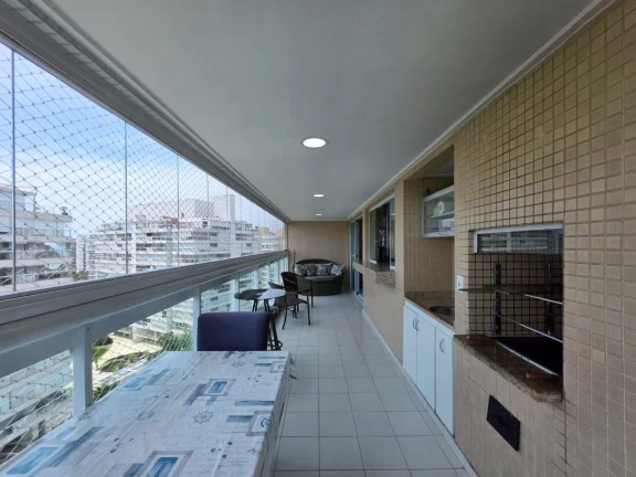 Imagem Apartamento à Venda na Riviera de São Lourenço Módulo 08: 3 Quartos, 1 Suíte, 2 Salas, 2 Vagas de Garagem, 105m² de Área.
