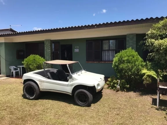 Imagem Casa de alvenaria com 146m², (03) dormitórios, bem localizada em Cidreira