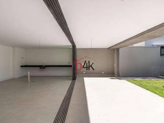 Imagem Casa venda com 845 m², 4 dormitórios, Piscina e 6 vagas - Granja Julieta