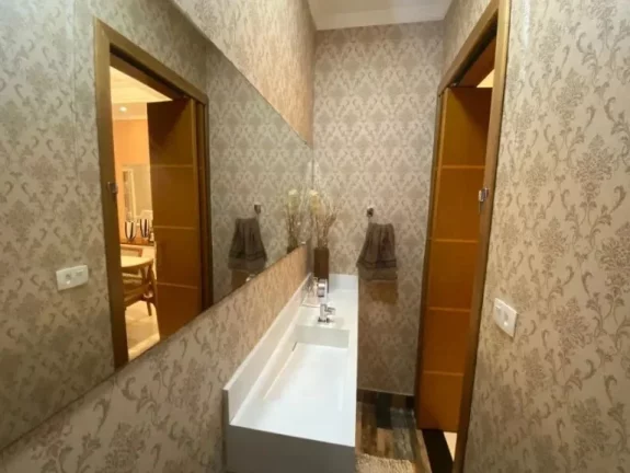 Imagem Casa para Venda em São Paulo, Lapa, 6 dormitórios, 1 suíte, 4 banheiros, 4 vagas