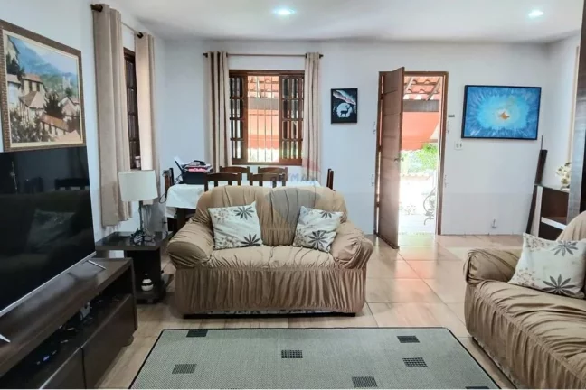 Imagem Casa com 4 quartos à venda em Vila Valqueire, Rio de Janeiro