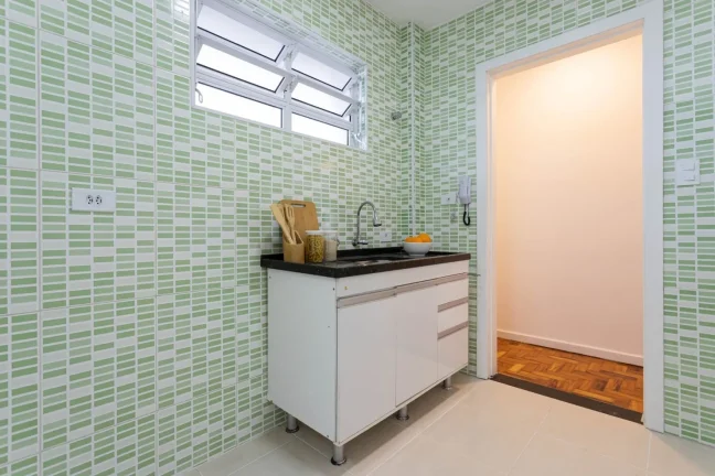 Imagem Apartamento 51M² Reformado, 2Q, 1 Banheiro.