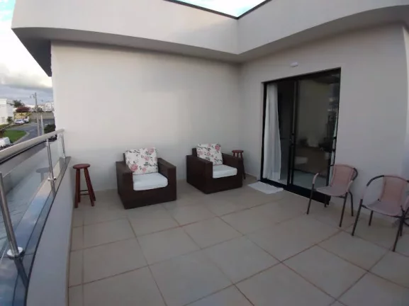 Imagem Linda casa com 4 dormitórios à venda no Swiss Park