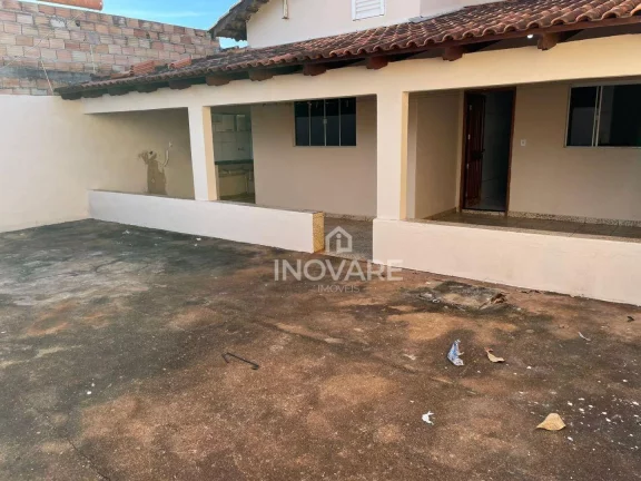 Imagem Casa com 3 dormitórios à venda, 159 m² por R$ 300.000,00 - Setor Primavera - Araporã/MG