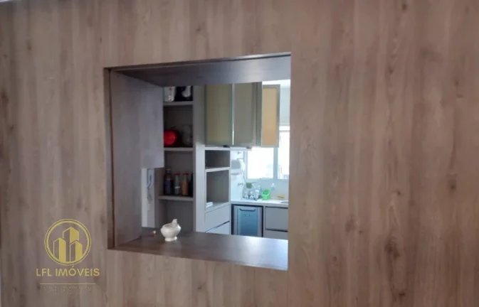 Imagem Espaçoso Apartamento de 3 Quartos em Indianópolis.