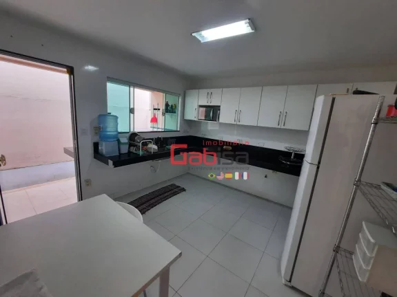 Imagem Casa com 3 dormitórios à venda, 110 m² por R$ 430.000,00 - Vila do Sol - Cabo Frio/RJ