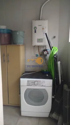 Imagem SOBRADO EM CONDOMINIO FECHADO COM 3 DORMITÓRIOS NO AGUA VERDE