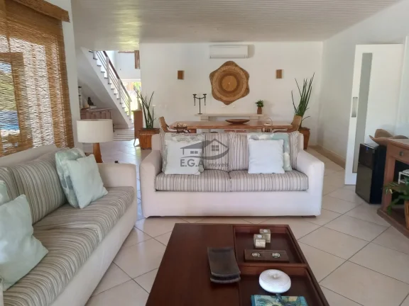 Imagem CASA NA PRAIA DA BALEIA 50 MTS DA AREIA