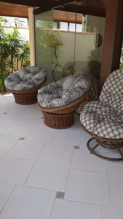 Imagem Casa em condomínio a venda na praia do Lazaro em Ubatuba!