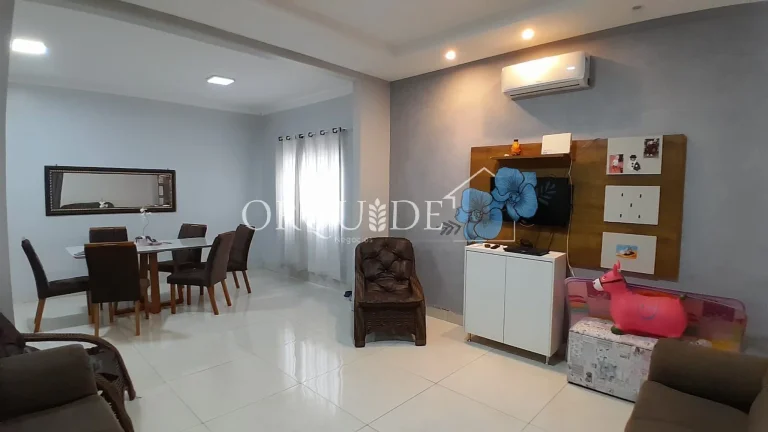 Imagem Imóvel de Luxo à Venda em Rio Verde-GO: Casa com 4 Quartos, 2 Suítes e 205m² no Residencial Solar dos Ataídes 2ª Etapa