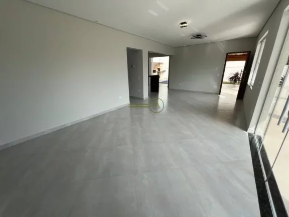 Imagem Casa térrea moderna à venda, dois lotes, pé na areia, 50 metros do mar