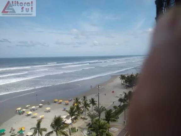 Imagem Oportunidade única! Apartamento de 3 quartos na Guilhermina, Praia Grande-SP, com 163m² e vaga de garagem. Venha conferir!