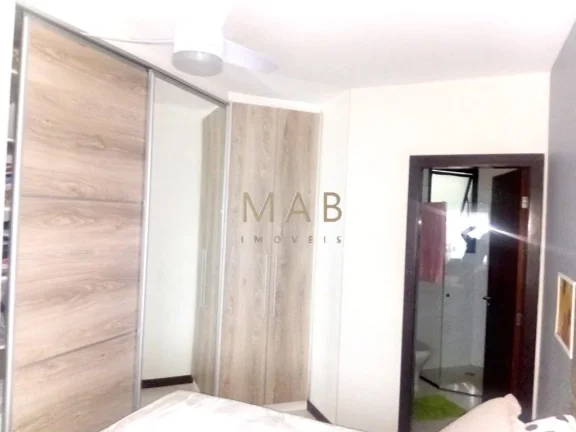 Imagem Apartamento à venda em Florianópolis-SC, Ingleses do Rio Vermelho: 2 quartos, 1 suíte, 1 sala, 2 banheiros, 1 vaga de garagem, 78m². Aproveite!