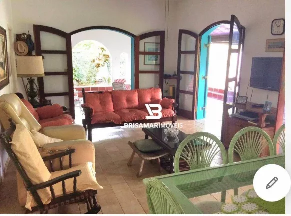 Imagem ENSEADA- LOCALIZAÇÃO ESPETACULAR A DUAS QUADRAS DA PRAIA.