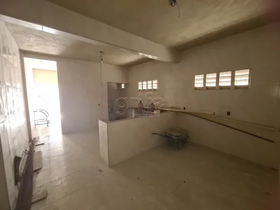 Imagem Excelente casa bem ventilada, em ótima localização no Centro de Fortaleza, com 3 quartos, 2 banhe...