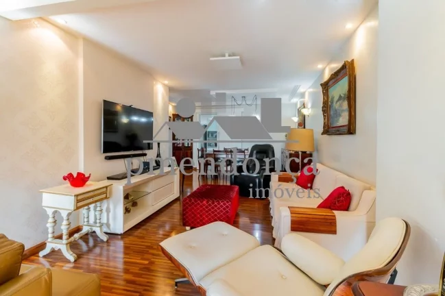 Imagem Apartamento em Perdizes nobre com 170m², 4 quartos (3 sui­tes) e 2 vagas.