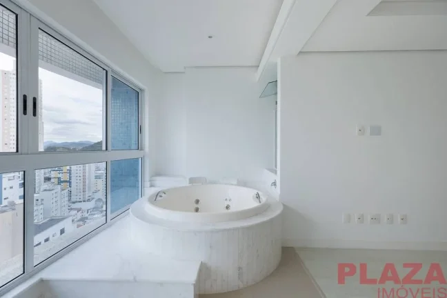 Imagem Edifício Vermont – Alto Padrão com Vista para o Mar no Centro de Balneário Camboriú