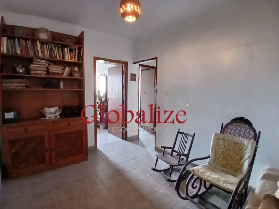 Imagem Apartamento 03 dormitórios sendo 01 suíte elevador e vaga de garagem demarcada Ponta da Praia R$ 900.000,00