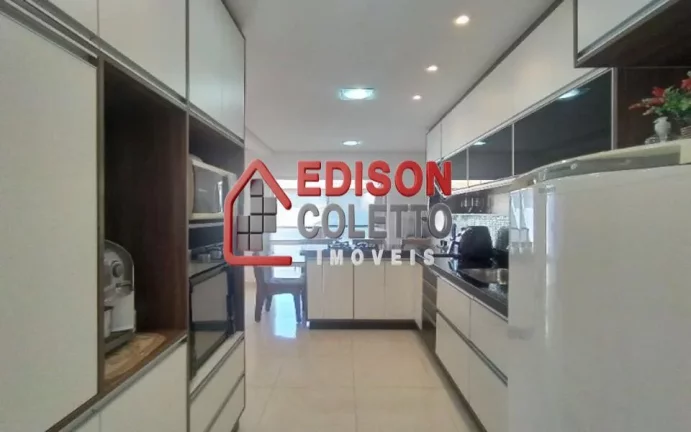 Imagem "Pronto para Morar" Casa a venda no Condomínio Águas Claras de 140 m² de construção, com 3 Dormitórios