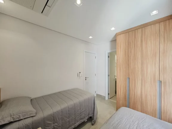 Imagem Apartamento de Luxo à Venda em Riviera de São Lourenço Módulo 07: 4 Quartos, 3 Suítes, 3 Salas, Varanda Gourmet, Lazer Completo!