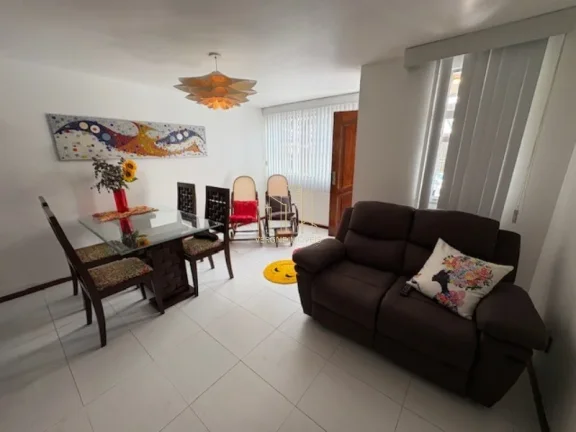 Imagem Casa em condomínio tipo Village com 2 quartos suíte infraestrutura a venda no Caminho das Árvores