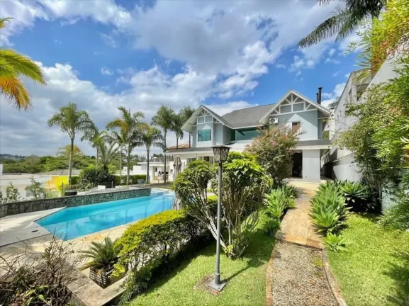 Imagem Cond São Paulo II - Casa linda, 4 suítes, piscina, gourmet, condo completo!