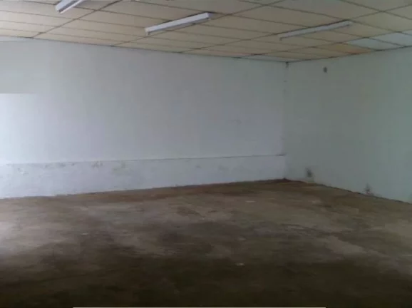 Imagem Barracão com 950m2 em ótima localização, no centro da cidade.Palace Imobiliária Ltda tem mais o...