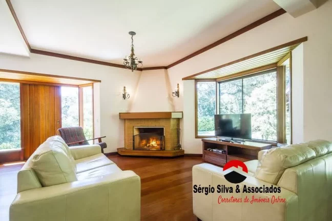 Imagem Casa para Locação na Região do Alto do Capivari Campos do Jordão -SP.