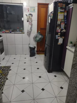 Imagem Casa a Venda no bairro Vista Alegre - São Gonçalo, RJ