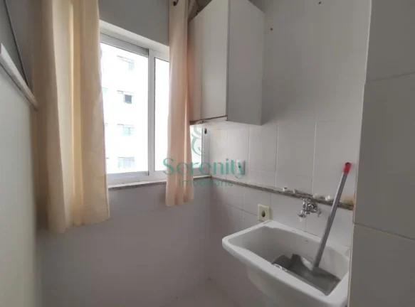 Imagem Apartamento à venda no Edifício Costa do Sol - Próximo a Avenida Maringá - Colégio Marista - 3 dormitórios - 1 Suíte - 1 Vaga - R$370.000,00 - Londrina - PR