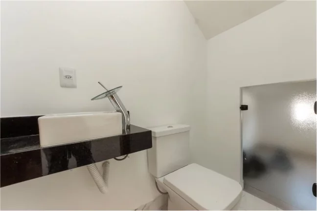 Imagem LINDO SOBRADO com 202mts e Acabamento Sofisticado