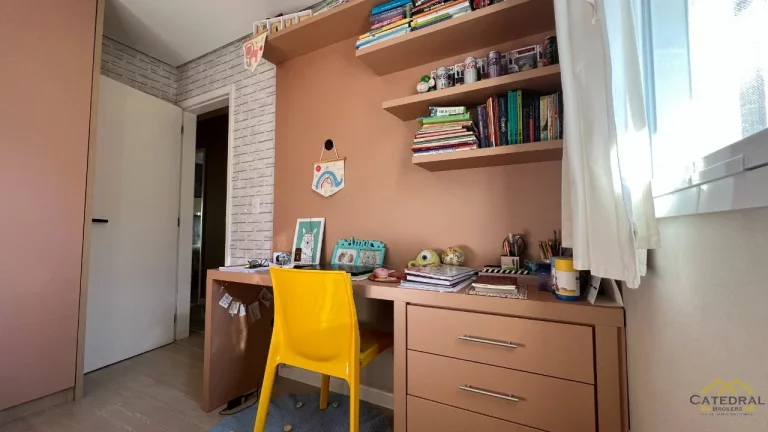 Imagem Casa a venda no condomínio Chácara das Palmeiras Imperiais - Medeiros