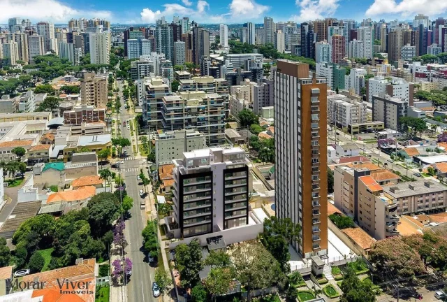 Imagem Cobertura Duplex para Venda em Curitiba, Água Verde, 3 dormitórios, 1 suíte, 2 banheiros, 3 vagas