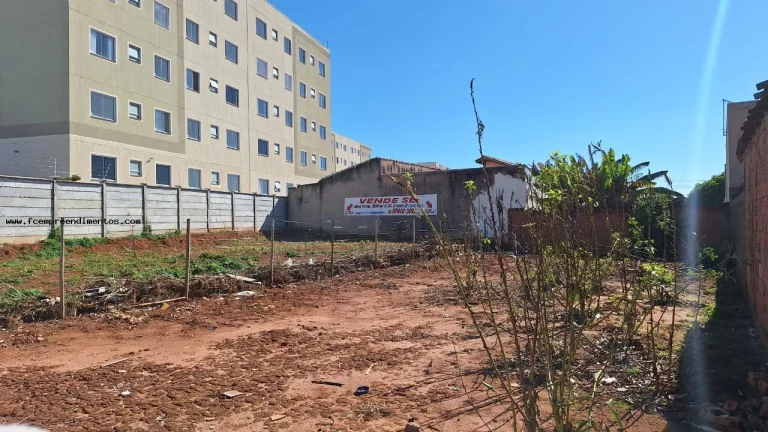 Imagem Terreno para Venda em Limeira, Parque Pompeo