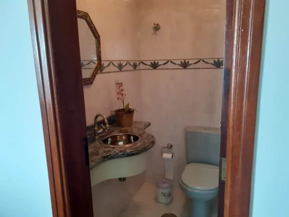 Imagem Excelente apartamento de 123 m2 de área útil ,na melhor localização da Vila Monteiro.Em condomí...