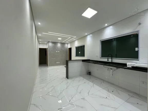 Imagem Casa poucos metros do mar em Mongaguá