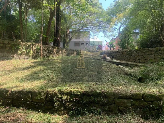 Imagem CHÁCARA 1.560M2 COM RESIDÊNCIA + GALPÃO 130M2 / EM ÁREA URBANA / DOC.100%
